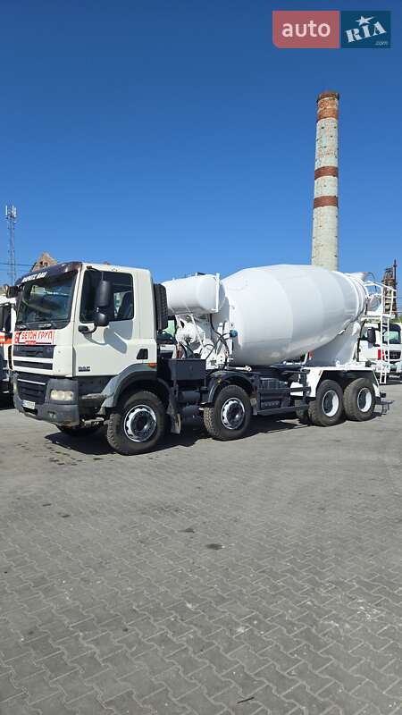 Бетономешалка (Миксер) Liebherr LT 2012 в Бурштыне
