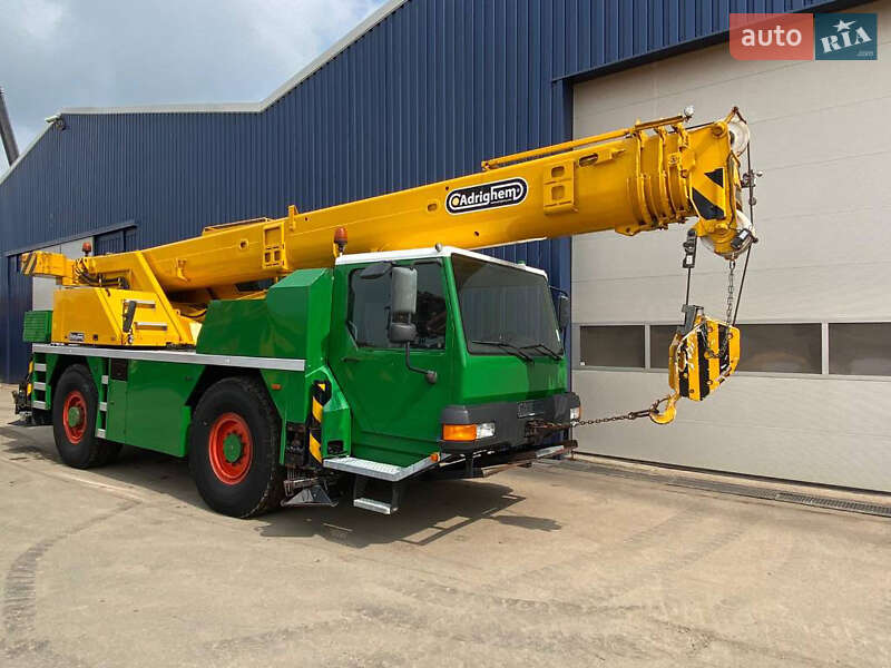 Автокран Liebherr LTM 1030 2000 в Киеве