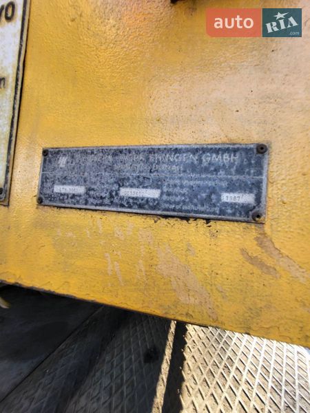 Автокран Liebherr LTM 1060/2 1987 в Тернополе