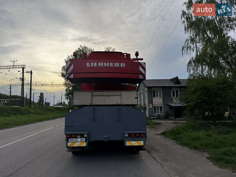 Автокран Liebherr LTM 2001 в Львові