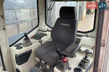 Бульдозер Liebherr PR 2007 в 