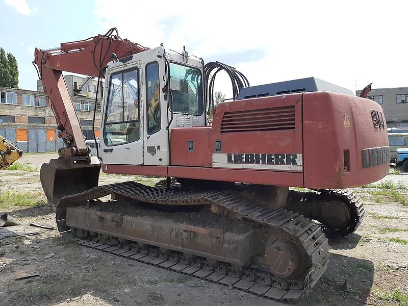 Другая спецтехника Liebherr R 914 2001 в 