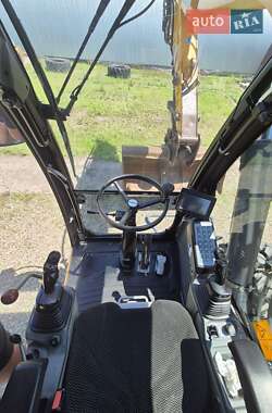 Колесный экскаватор Liebherr R 918 2016 в 