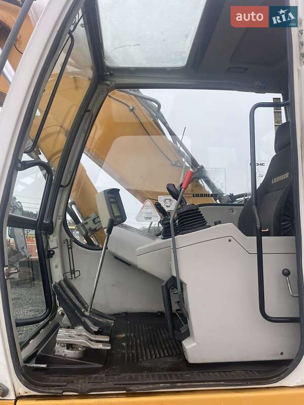 Гусеничний екскаватор Liebherr R 934 2008 в Львові