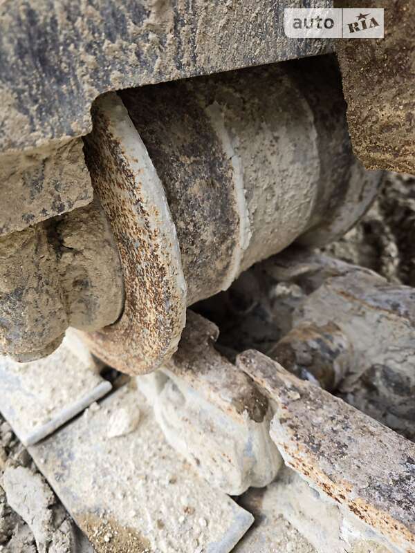 Автомобиль скорой помощи Liebherr R 966 2008 в Стрые