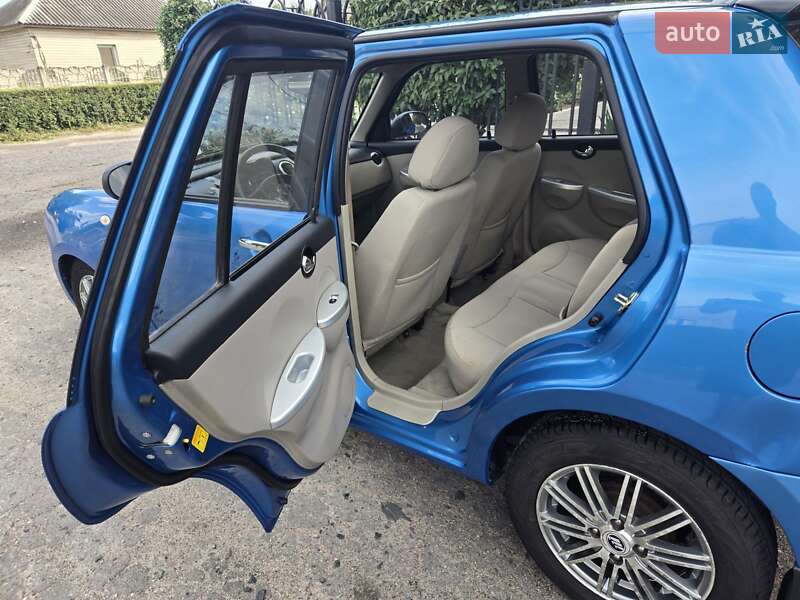 Хэтчбек Lifan 320 2011 в Каменском