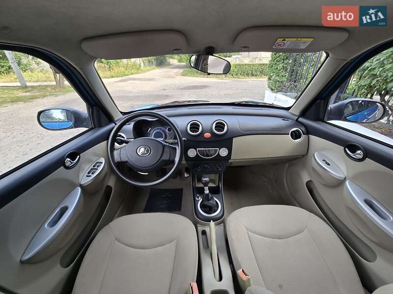Хэтчбек Lifan 320 2011 в Каменском