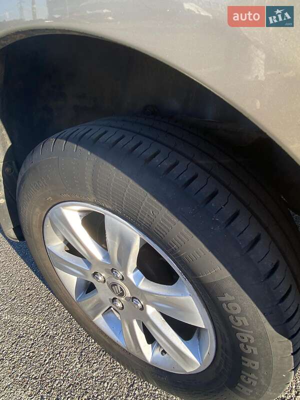 Седан Lifan 620 2011 в Киеве фото 4 Седан Lifan 620 2011 в Киеве