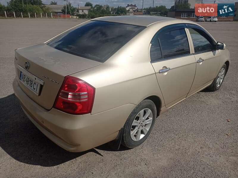 Седан Lifan 620 2011 в Тростянце