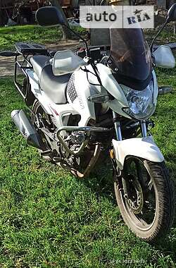 Мотоцикл Багатоцільовий (All-round) Lifan KP 200 2020 в Полтаві