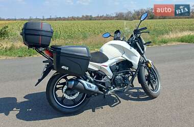 Мотоцикл Классик Lifan KP 200 2022 в 