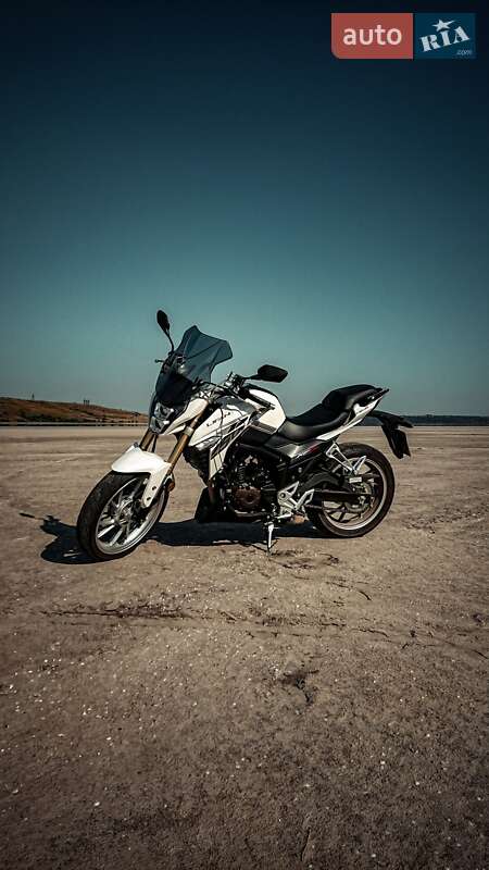 Мотоцикл Без обтекателей (Naked bike) Lifan KP 250 2019 в Одессе