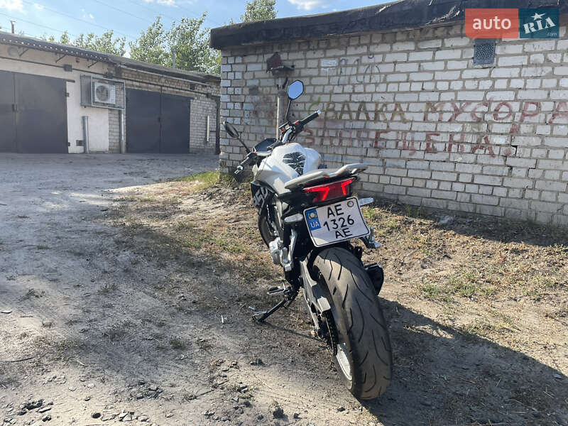 Мотоцикл Без обтекателей (Naked bike) Lifan KP 350 2020 в Павлограде фото 4 Мотоцикл Без обтекателей (Naked bike) Lifan KP 350 2020 в Павлограде