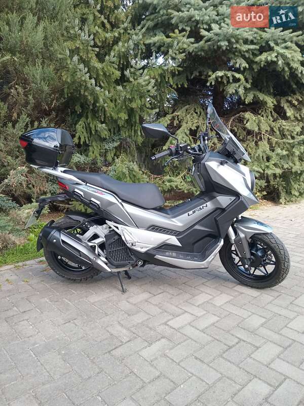 Скутер Lifan LF 150-13 2022 в Новгород-Сіверському фото 5 Скутер Lifan LF 150-13 2022 в Новгород-Сіверському