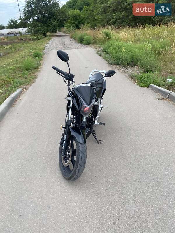 Мотоцикл Классік Lifan LF 250-3A 2014 в Кам'янському фото Мотоцикл Классік Lifan LF 250-3A 2014 в Кам'янському