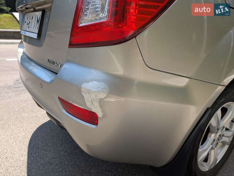 Внедорожник / Кроссовер Lifan X60 2013 в Киеве фото 9 Внедорожник / Кроссовер Lifan X60 2013 в Киеве