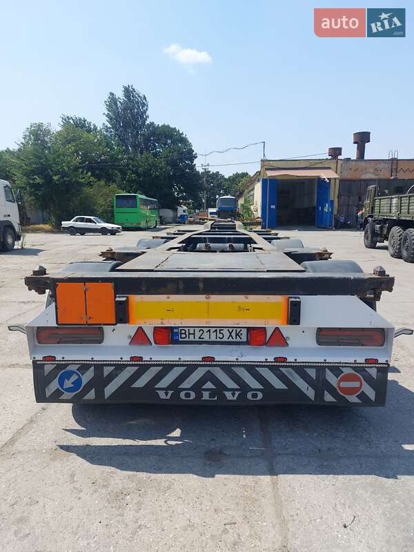 Контейнеровоз полуприцеп Liftlux CS-36 1997 в Одессе