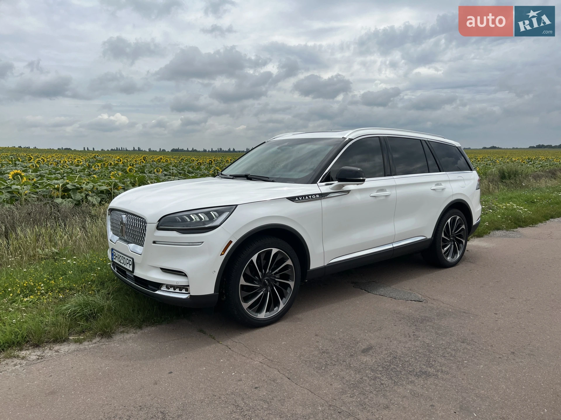 2021 Lincoln Aviator - мініатюра 19