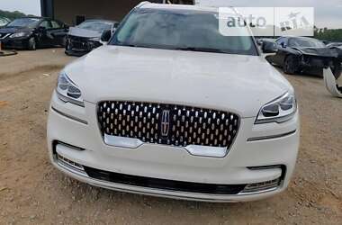 Позашляховик / Кросовер Lincoln Aviator 2023 в 
