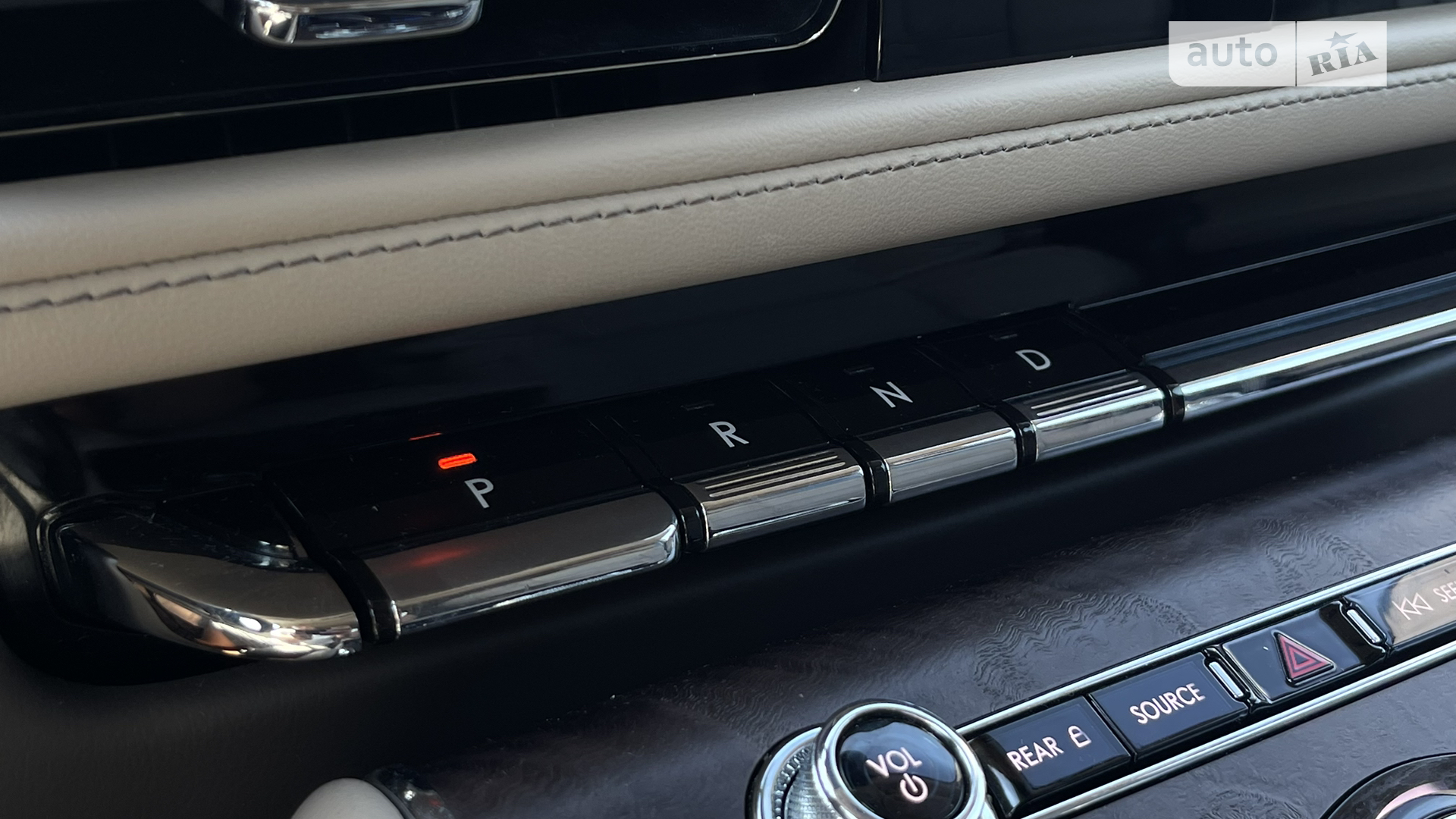 2022 Lincoln Aviator - мініатюра 37