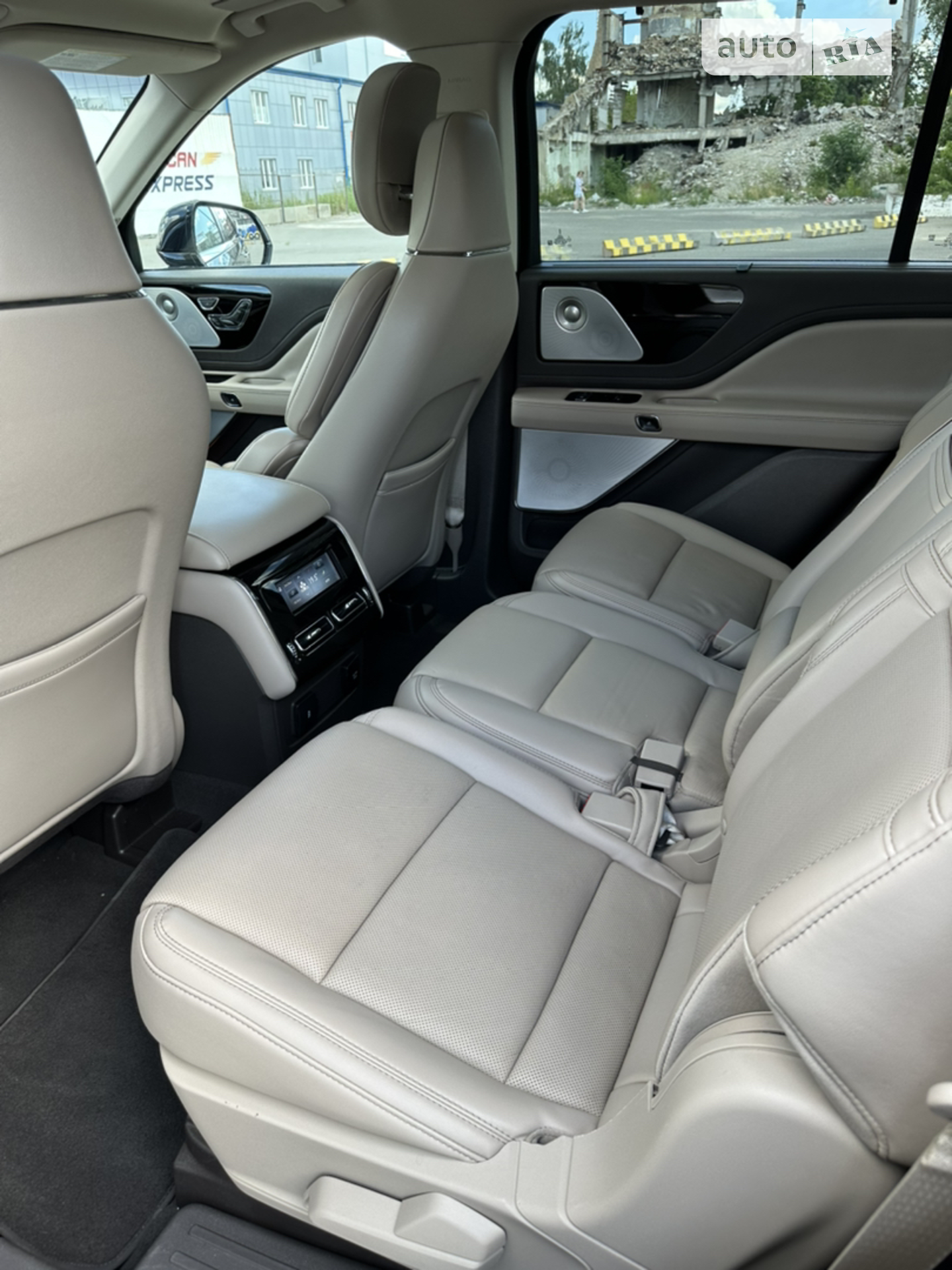 2022 Lincoln Aviator - мініатюра 49