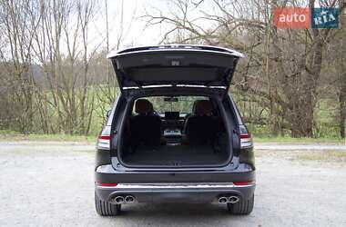 Внедорожник / Кроссовер Lincoln Aviator 2022 в 