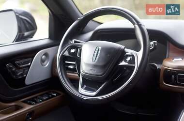 Внедорожник / Кроссовер Lincoln Aviator 2022 в 