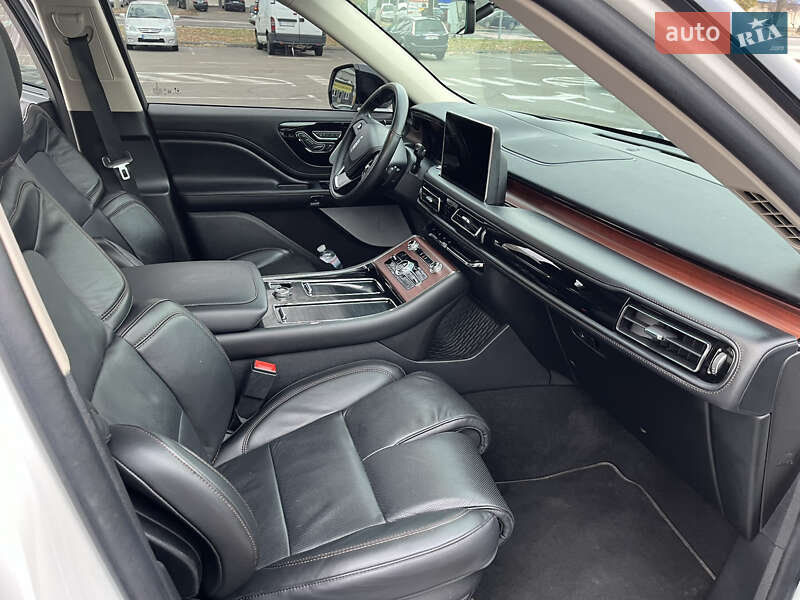Внедорожник / Кроссовер Lincoln Aviator 2022 в Киеве
