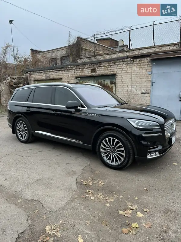 Lincoln Aviator 2019 VIN 5LM5J7WC4LGL05907 фото оголошення 17 з 69