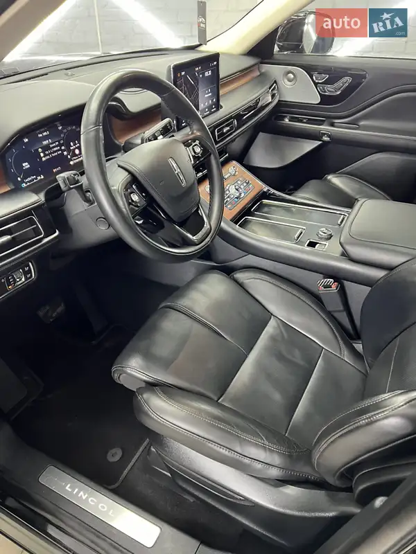 Lincoln Aviator 2019 VIN 5LM5J7WC4LGL05907 фото оголошення 26 з 69