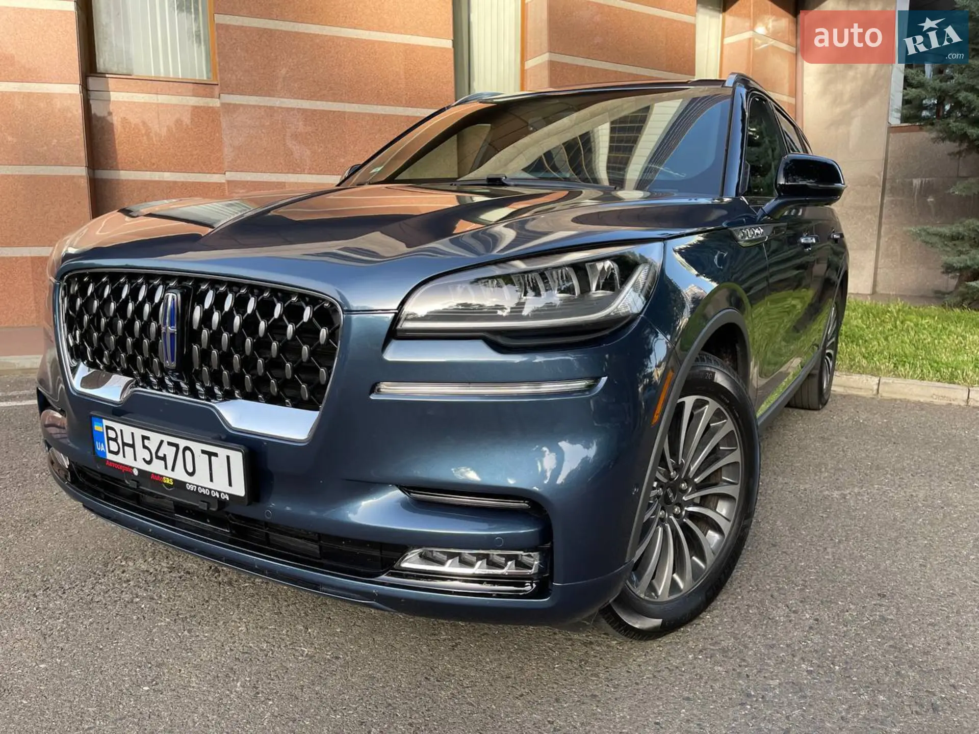 2019 Lincoln Aviator - мініатюра 28