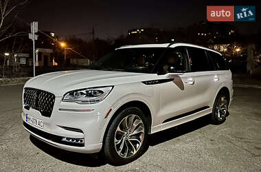 Позашляховик / Кросовер Lincoln Aviator 2020 в 