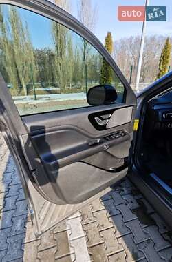 Внедорожник / Кроссовер Lincoln Aviator 2020 в 