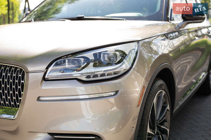 Позашляховик / Кросовер Lincoln Aviator 2020 в Києві