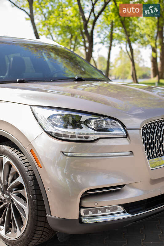 Позашляховик / Кросовер Lincoln Aviator 2020 в Києві