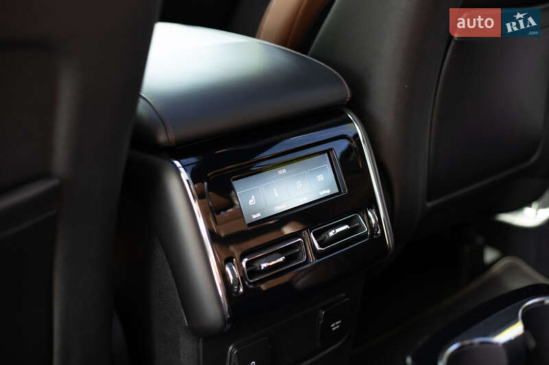 Позашляховик / Кросовер Lincoln Aviator 2020 в Києві