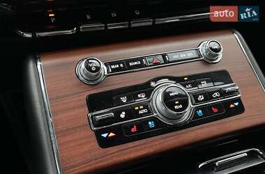 Позашляховик / Кросовер Lincoln Aviator 2022 в 