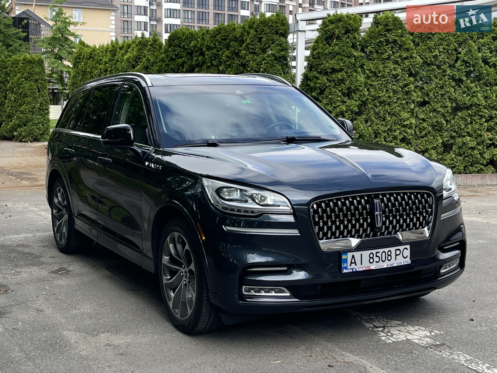 2022 Lincoln Aviator - мініатюра 3