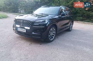 Позашляховик / Кросовер Lincoln Aviator 2023 в 