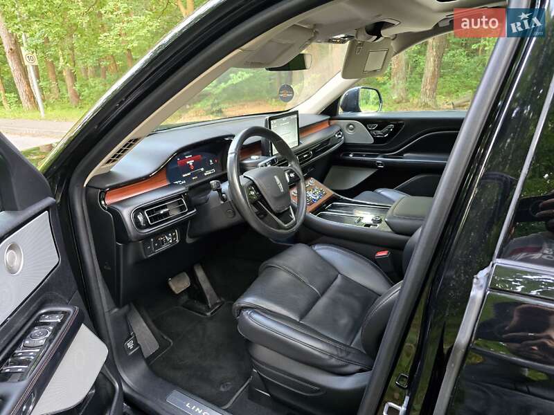 Внедорожник / Кроссовер Lincoln Aviator 2022 в Львове