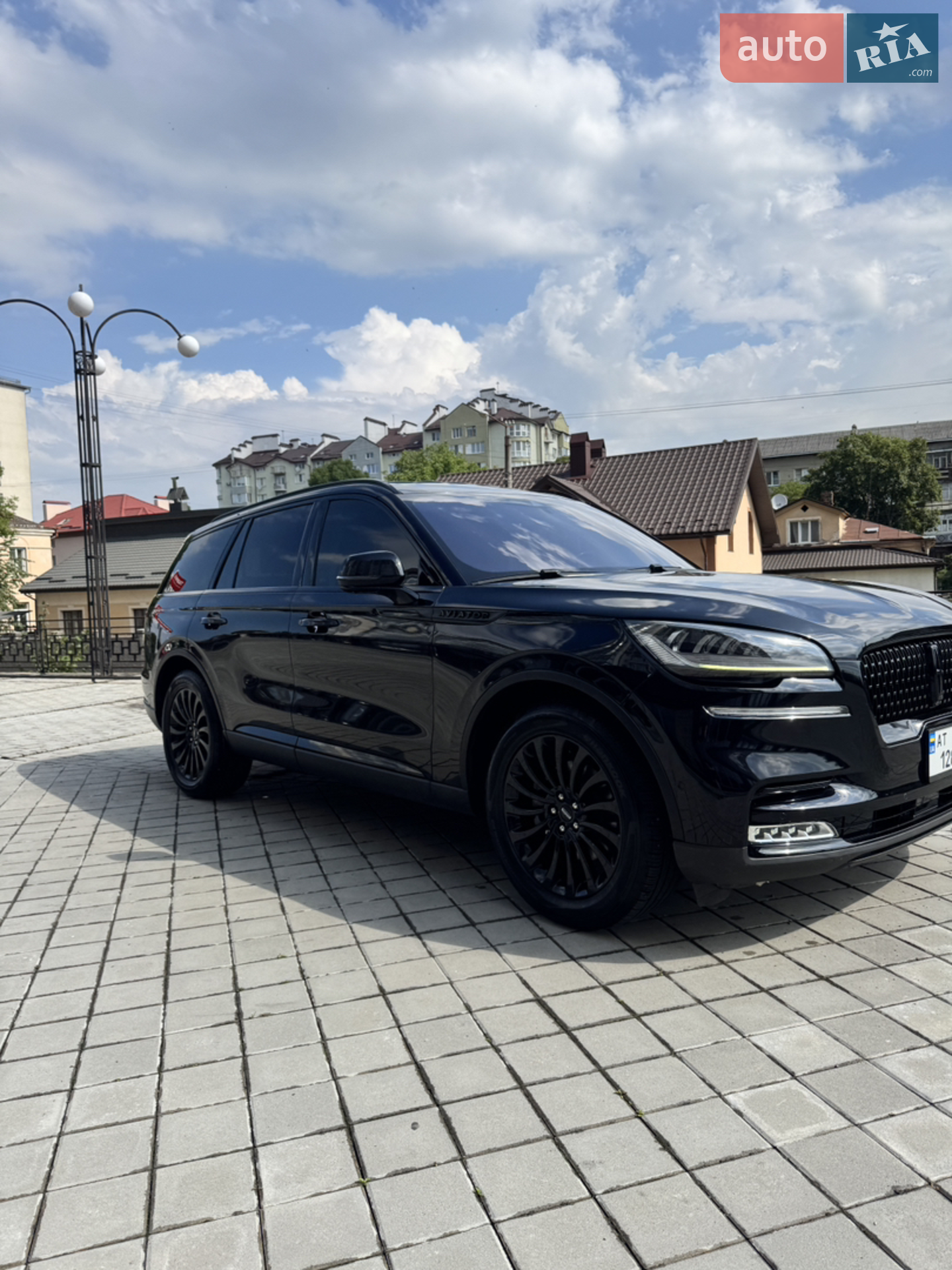 2020 Lincoln Aviator - мініатюра 4