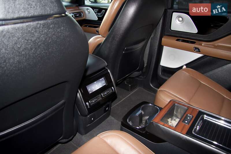 Позашляховик / Кросовер Lincoln Aviator 2022 в Ужгороді