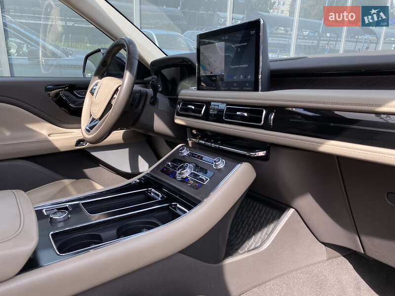 Позашляховик / Кросовер Lincoln Aviator 2019 в Києві