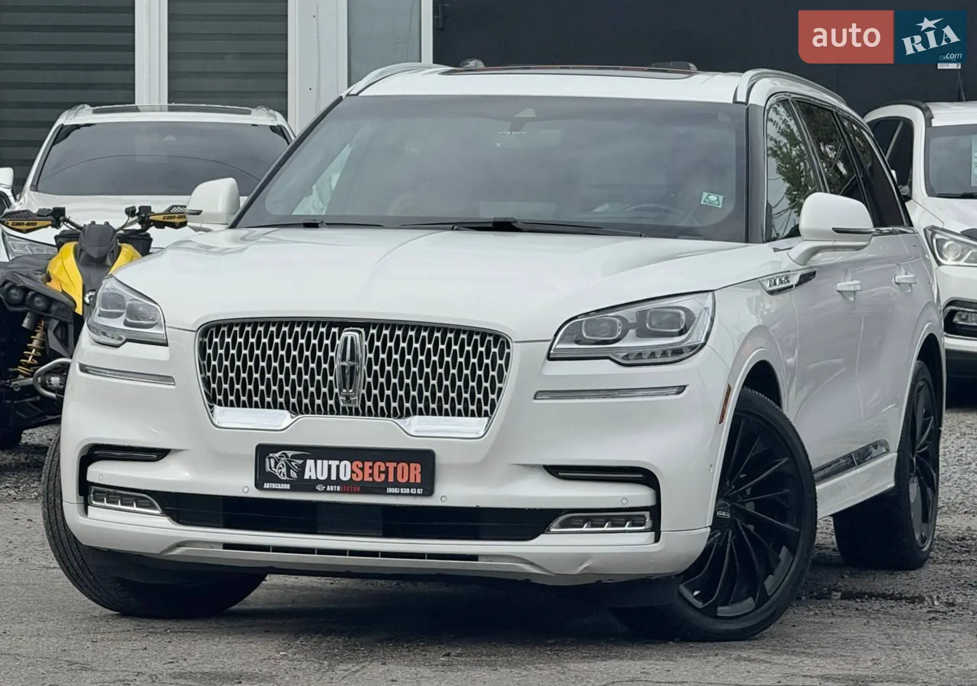 2021 Lincoln Aviator - мініатюра 2
