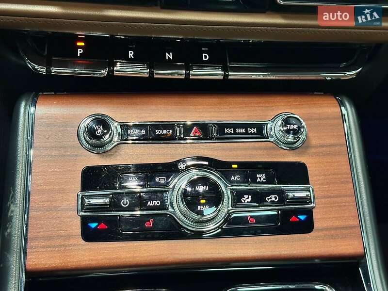 Внедорожник / Кроссовер Lincoln Aviator 2021 в Киеве
