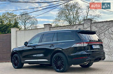 Внедорожник / Кроссовер Lincoln Aviator 2022 в 