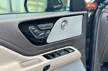 Внедорожник / Кроссовер Lincoln Aviator 2022 в 