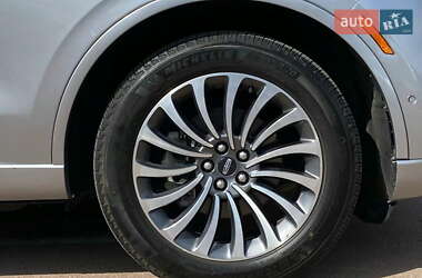 Внедорожник / Кроссовер Lincoln Aviator 2019 в 