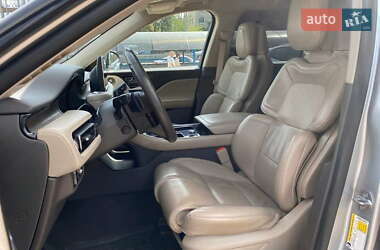 Внедорожник / Кроссовер Lincoln Aviator 2019 в 