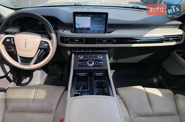 Внедорожник / Кроссовер Lincoln Aviator 2019 в 